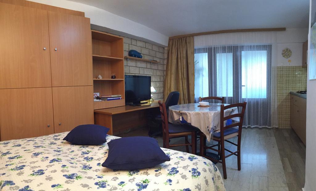 Apartments Villa Mattossi Rovigno Esterno foto